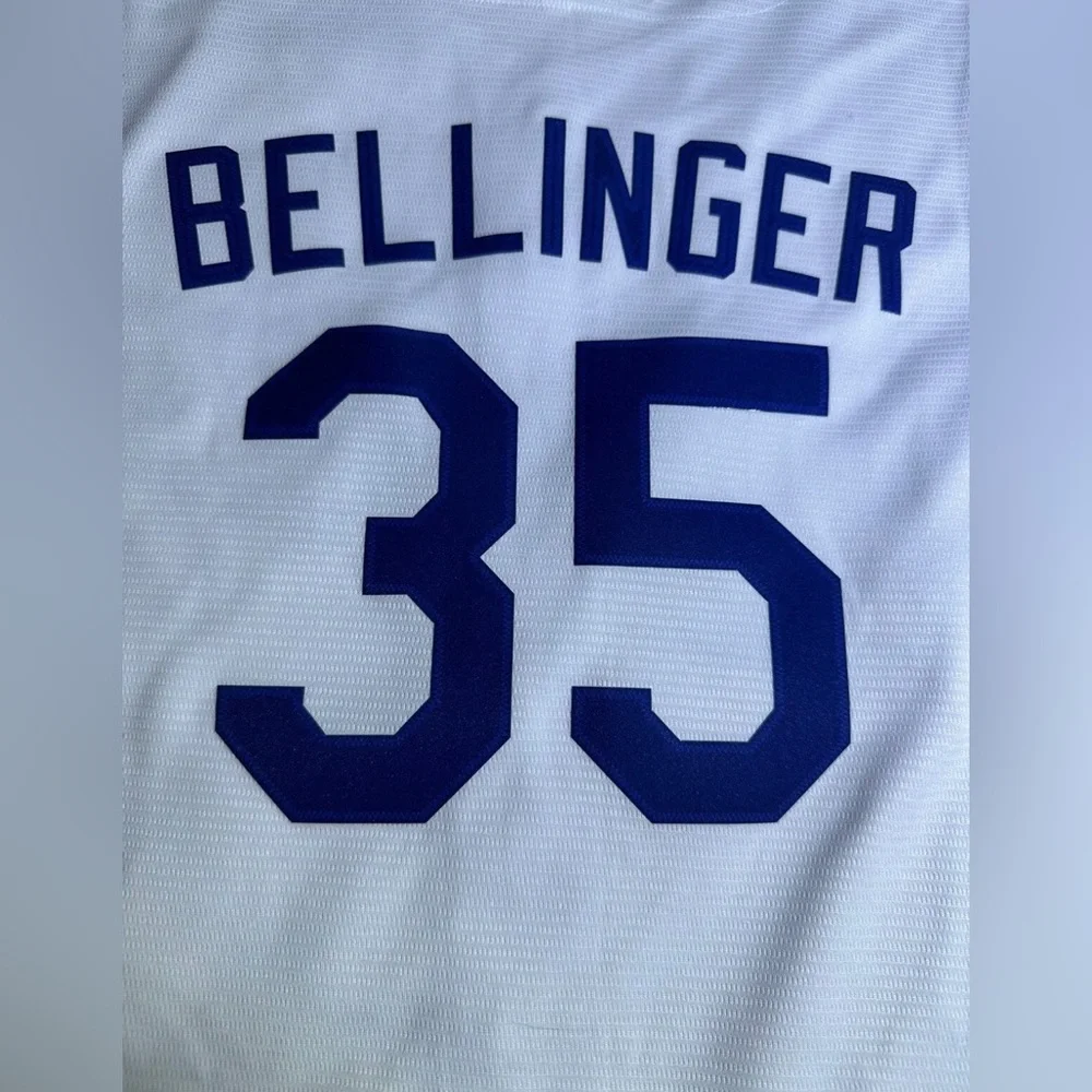 Nike MLB Los Angeles Dodgers Cody Bellinger #35 White Jersey. Youth Size - Picture 6 of 7